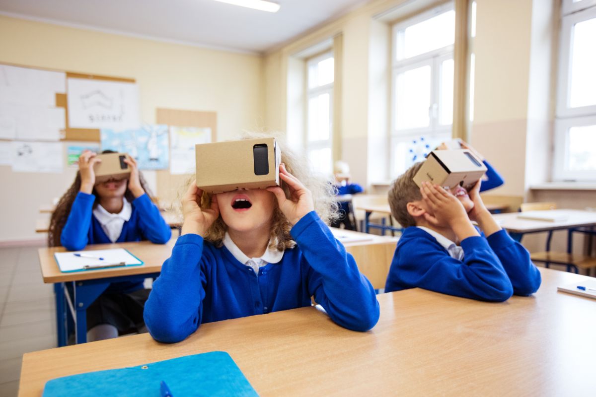 Realtà virtuale istruzione